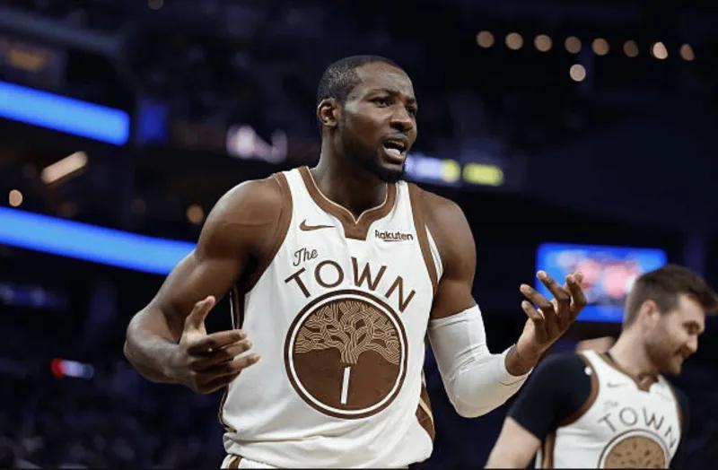 华体会APP-勇士127-145猛龙2喜2忧！2弃将齐爆，库里抡不动，格林纯战犯！