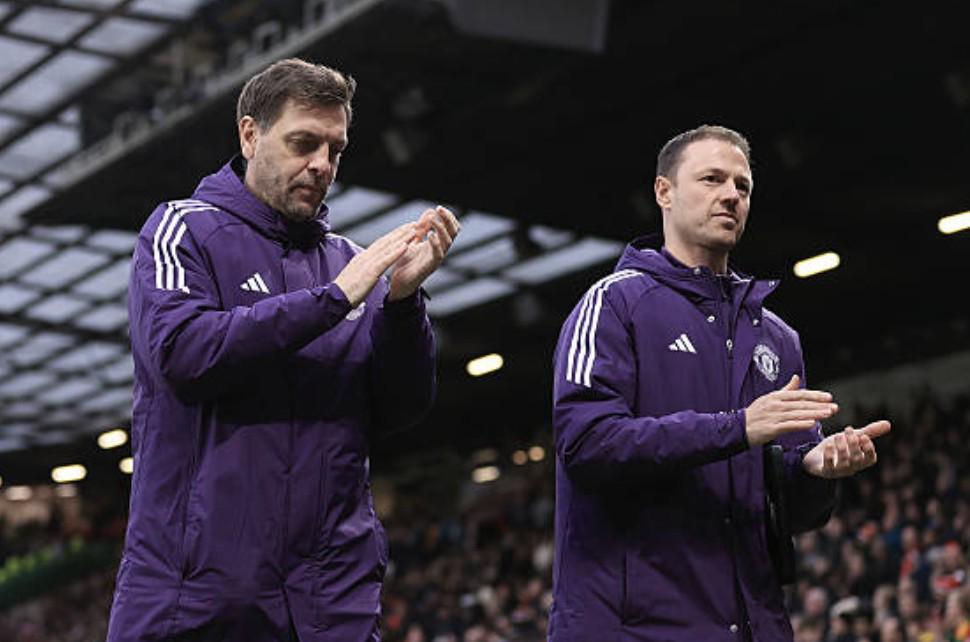 hth-马奎尔:年轻中卫能被伍德盖特、埃文斯指导,这真是太棒了